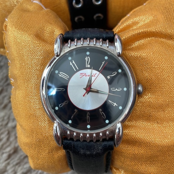 2 black fossil watches - Picture 3 of 3